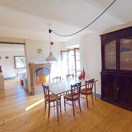 Appartamento Storico Con Giardino Soleggiato - B&B Via Rinaldi Arto Centonara Buitenkant foto