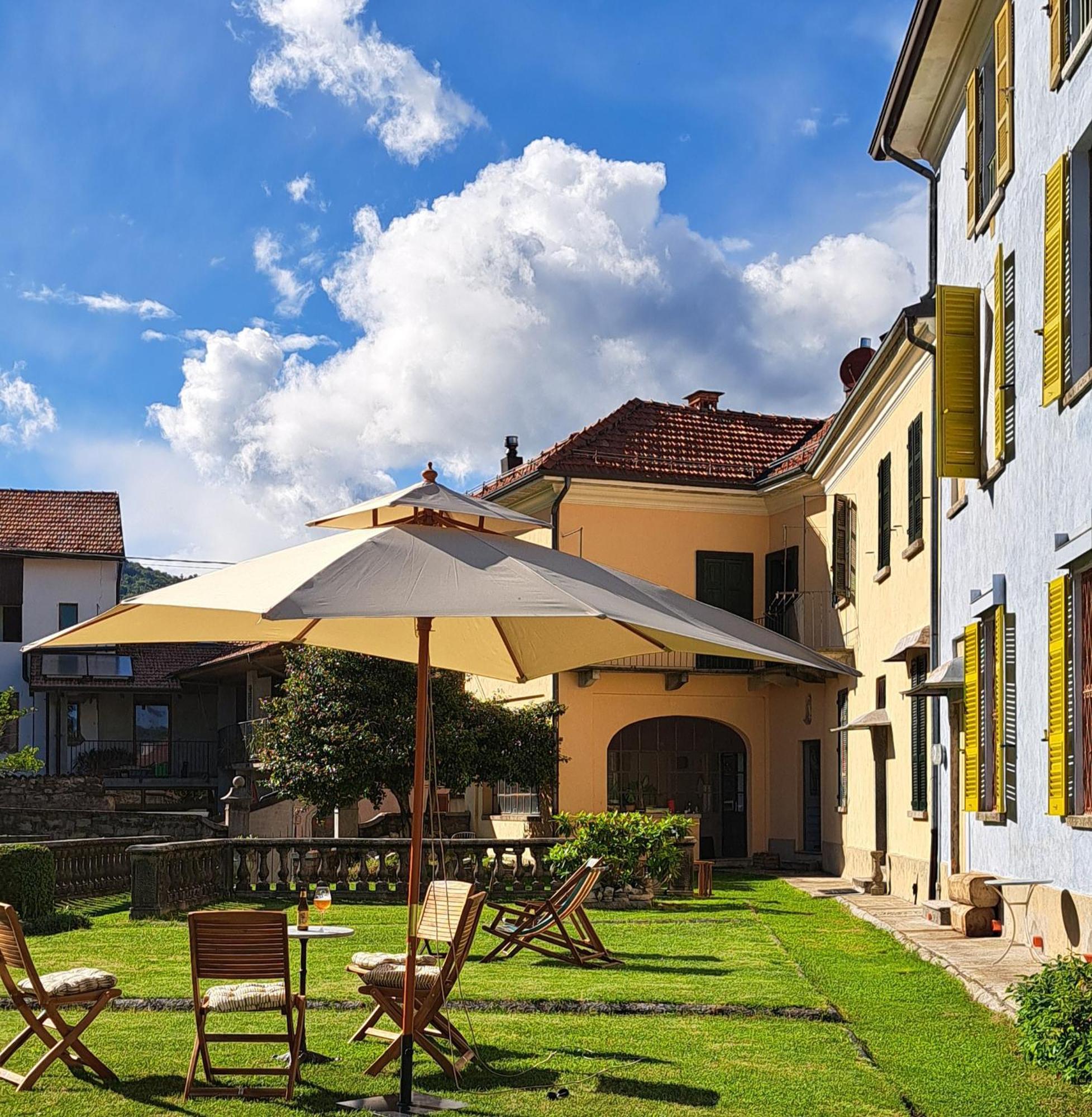 Appartamento Storico Con Giardino Soleggiato - B&B Via Rinaldi Arto Centonara Buitenkant foto