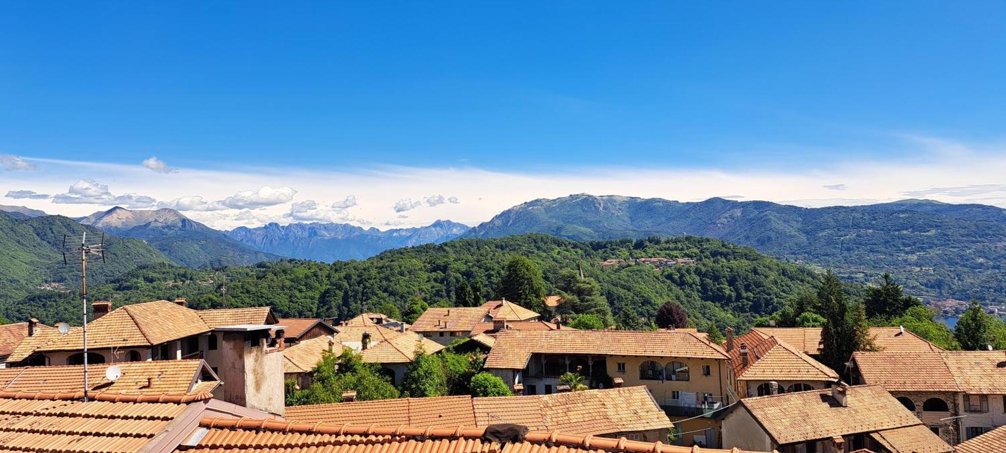 Appartamento Storico Con Giardino Soleggiato - B&B Via Rinaldi Arto Centonara Buitenkant foto
